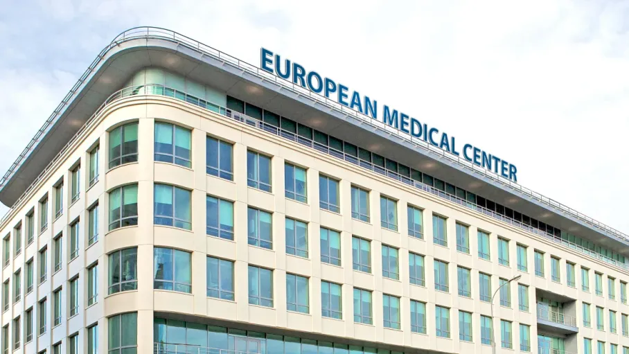 «Окно в Европу»: где в России пройти диагностику и лечение у врачей-иностранцев