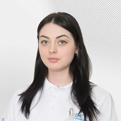 Инструктор по лечебной физкультуре Кошелева Мирослава  , клиника EMC