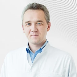 Торакальный хирург, Онколог Тарабрин Евгений Главный внештатный специалист - торакальный хирург Департамента здравоохранения г. Москвы и Министерства здравоохранения РФ по Центральному федеральному округу Доктор медицинских наук, клиника EMC