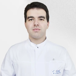 Травматолог-ортопед Озден Умар Азмич  , клиника EMC