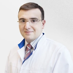 Хирург Аскерханов Рашид  Кандидат медицинских наук, Доцент, клиника EMC