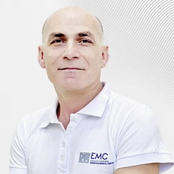 Медицинский брат по массажу Маринов Георгий  , клиника EMC
