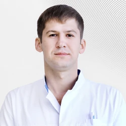 Анестезиолог-реаниматолог Титов Петр Руководитель группы анестезиологии и реанимации отделения кардиологии и рентгенэндоваскулярных методов диагностики и лечения Врач высшей категории, клиника EMC