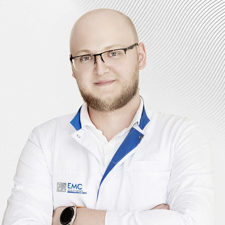 Травматолог-ортопед Васильев Иван  , клиника EMC