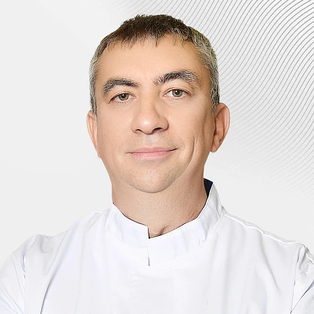 Анестезиолог-реаниматолог Собиев Алан Зав. отделением анестезиологии клиники на ул. Щепкина, клиника EMC