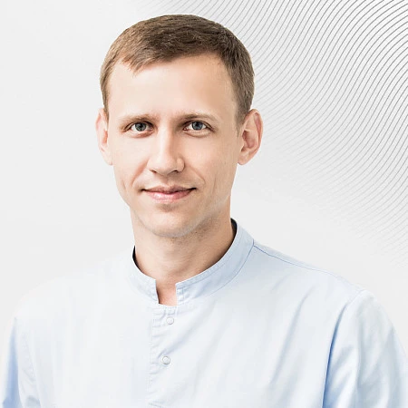 Стоматолог-терапевт, Стоматолог Татаринцев Сергей , клиника EMC